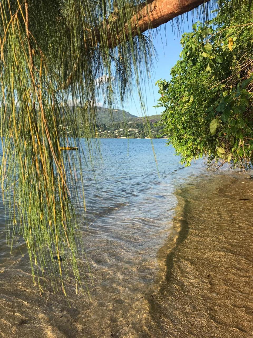 زيف سيلف كيتيرنغ * Baie Lazare (Mahe)